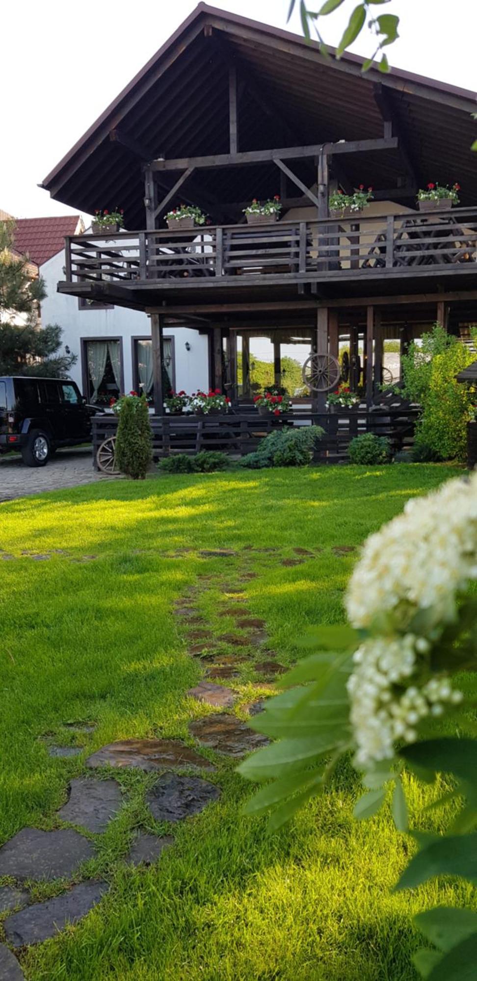 Pension Casa Drumetului Piatra Neamţ Exterior foto
