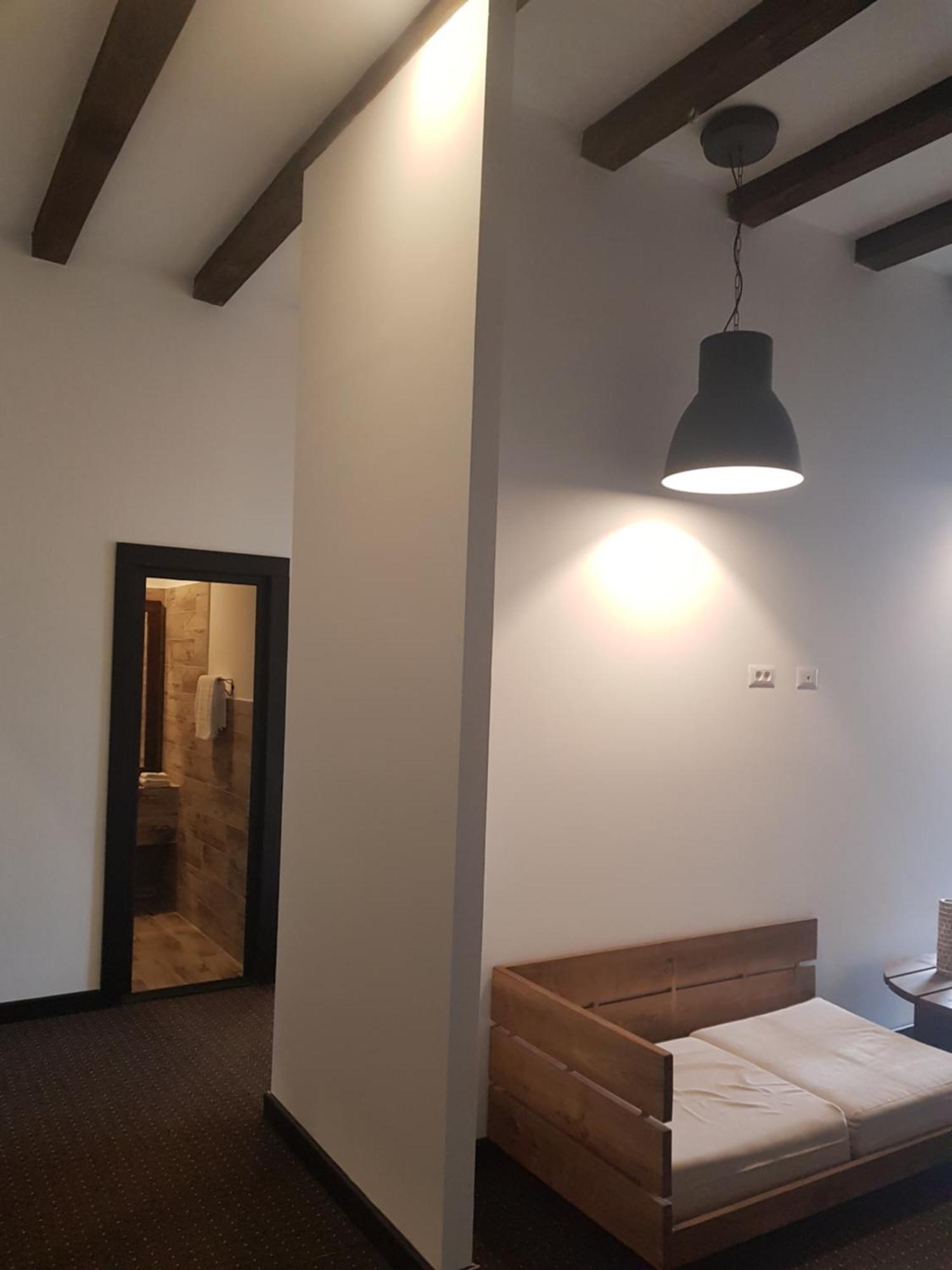 Pension Casa Drumetului Piatra Neamţ Exterior foto