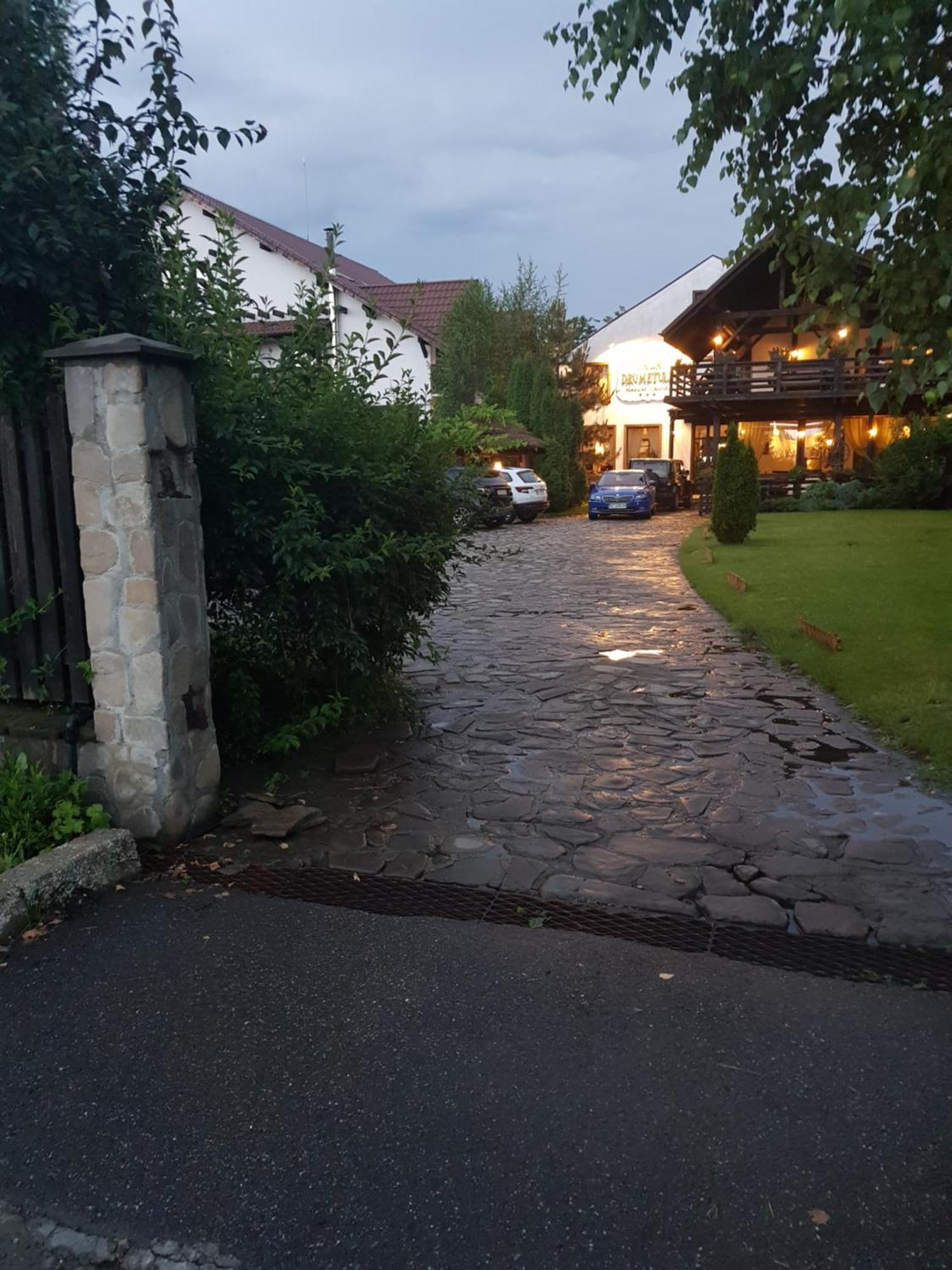 Pension Casa Drumetului Piatra Neamţ Exterior foto